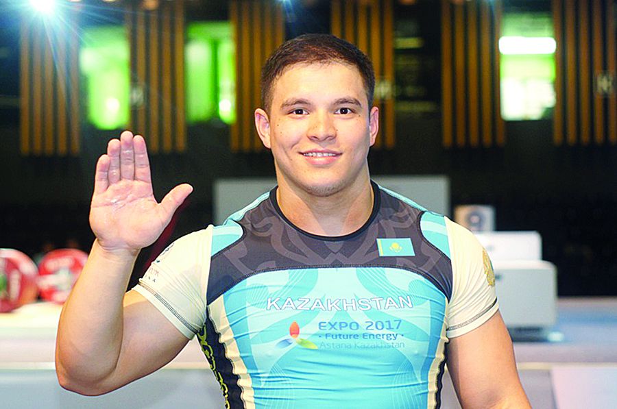 Besinshi kúni  bir kúmis buıyrdy