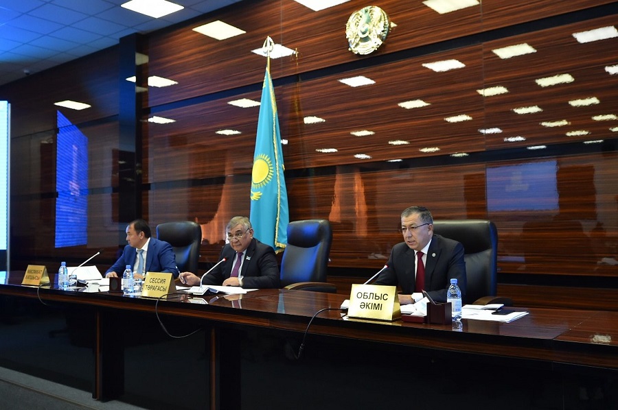 OQO ákimi jeti aıda atqarylǵan jumystar boıynsha esep berdi