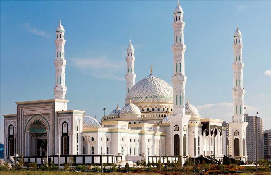 Bas múftıdiń Qurban aıtpen quttyqtaýy