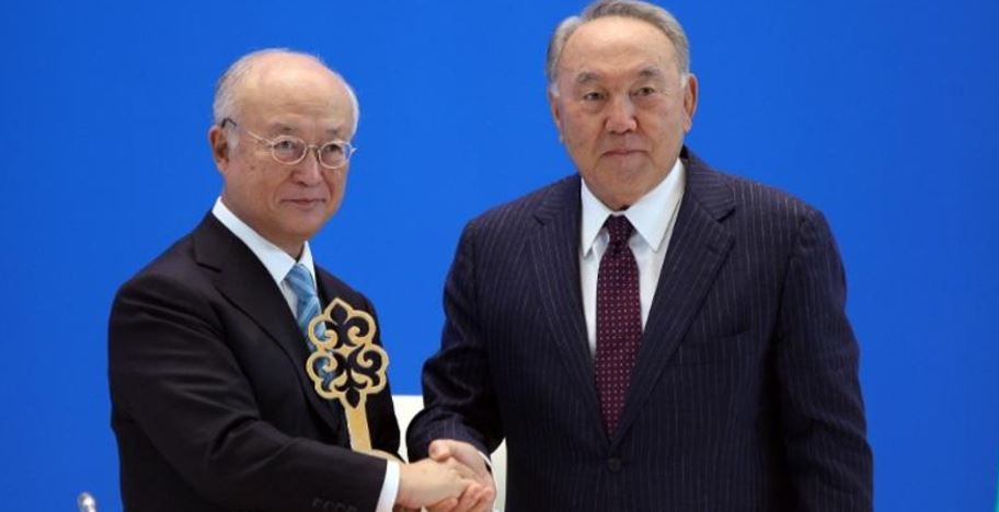 Nazarbaev Tómen baıytylǵan ýran bankin ashty
