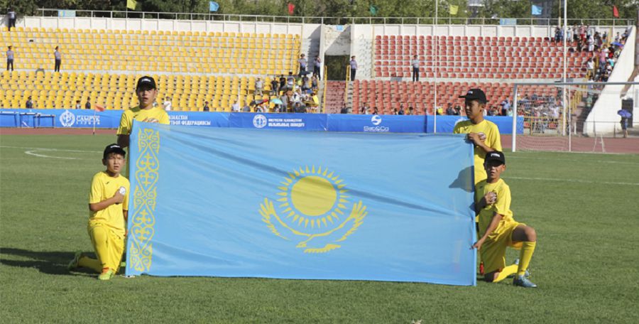 Prezıdent kýbogy úshin kúsh synasady