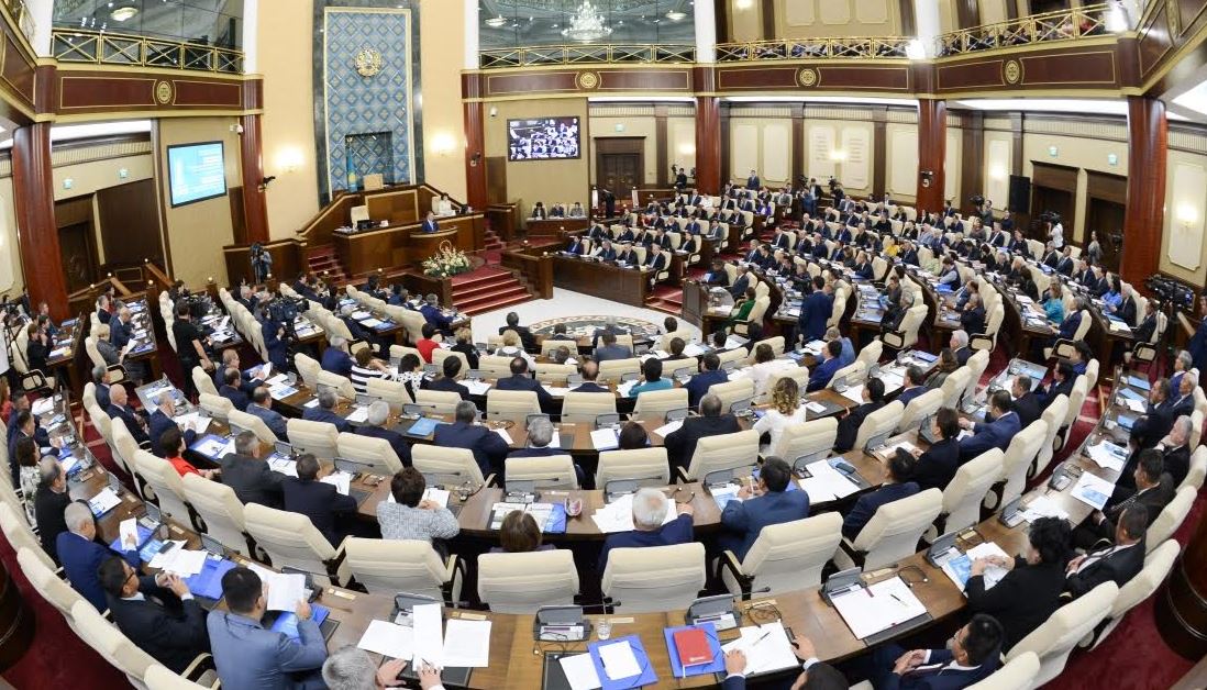 Nyǵmatýlın: Latyn árpine kóshý - tilimizdiń mártebesin kúsheıtý jolyndaǵy naqty qadam