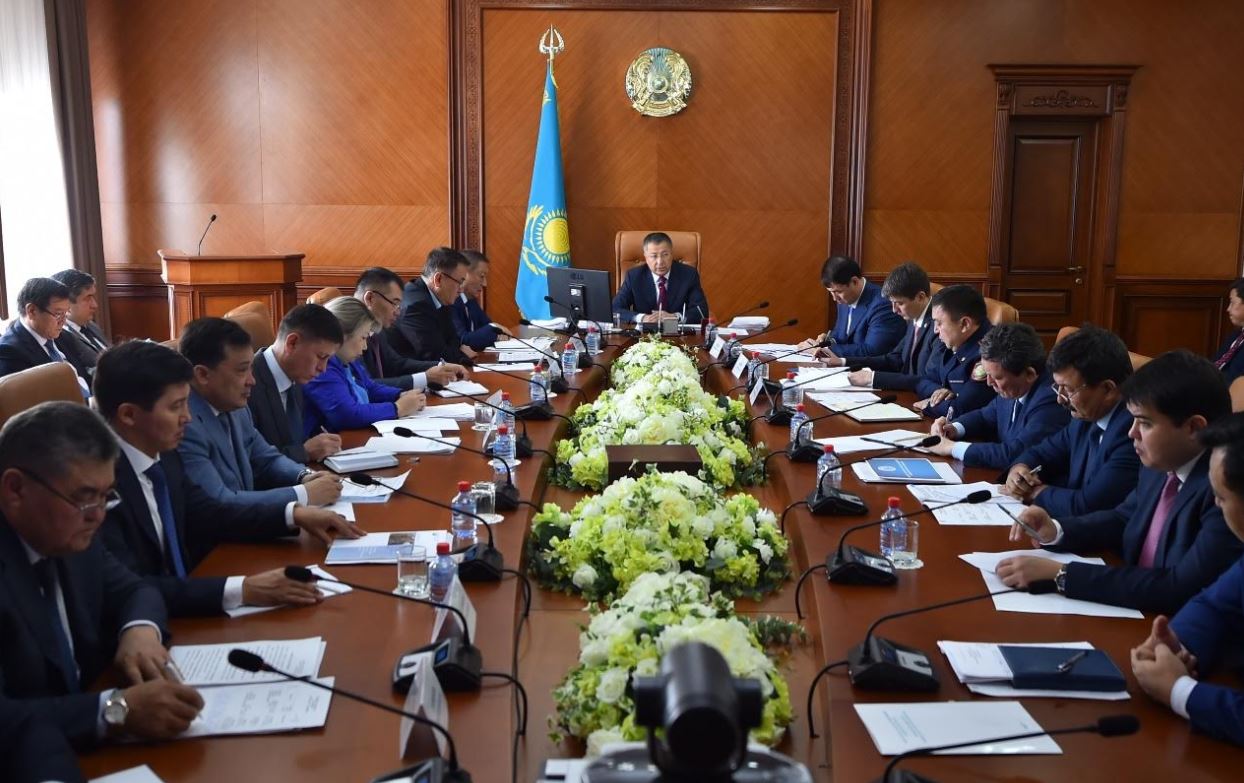 OQO ákimi: Kadr tapshylyǵyn joıý úshin turǵyn úı máselesin sheshýimiz qajet