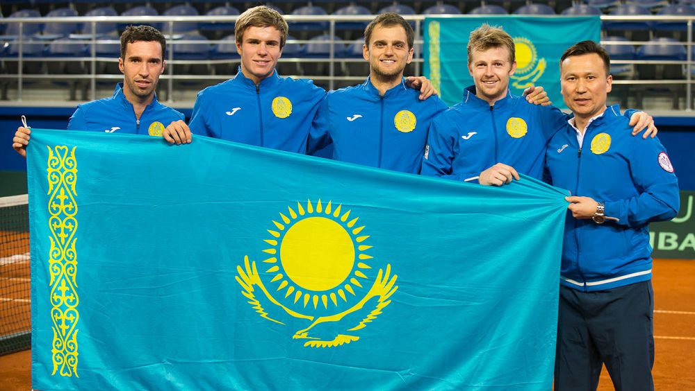 Astanada Devıs kýbogy­nyń pleı-off matchy ótedi