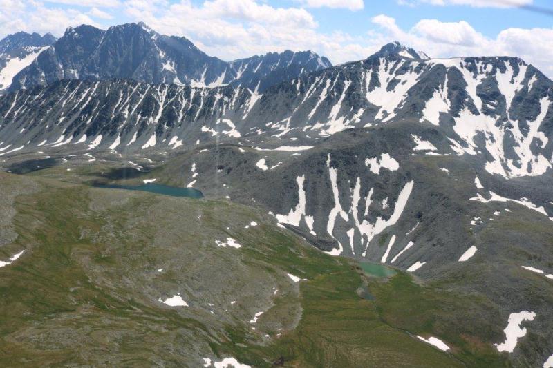 Shyǵys Qazaqstanda sel qaýipi basym taý kólderi tekserildi

