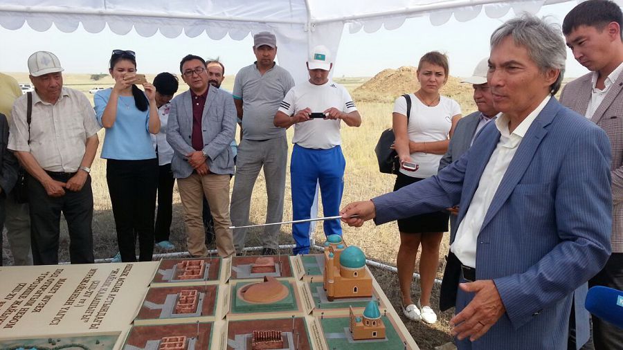 Jaıyq qalasy qaıta jańǵyrmaq