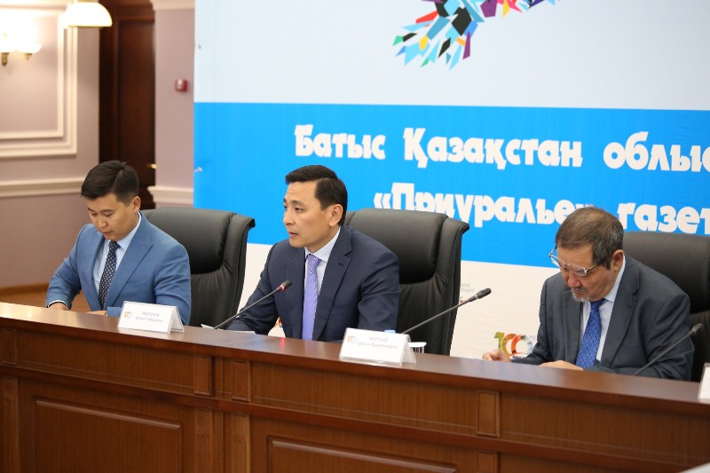 Batys Qazaqstan oblystyq gazetteri ǵasyrlyq toıyn atap ótti