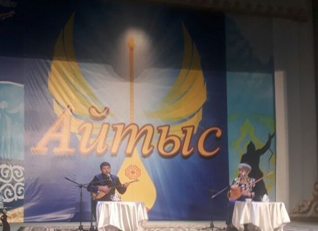 Fınalǵa tórt aqyn shyqty