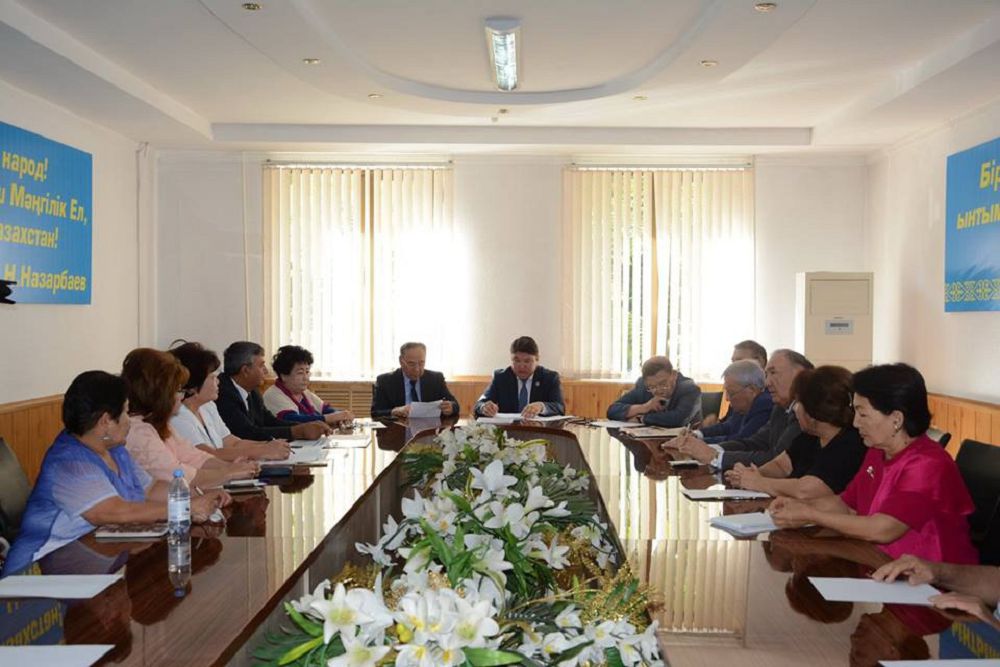 Assambleıa músheleri latyn álipbıin qoldaıdy