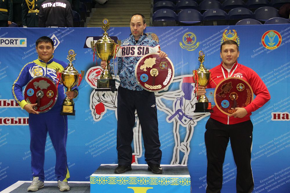 Dostyq peıildegi týrnır óz máresine jetti