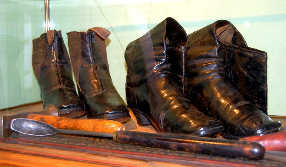 Etikshi graf nemese Tolstoıdyń HIII tomy