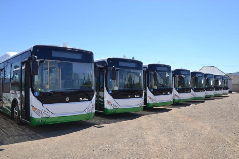 EKSPO kezinde balalardy tasymaldaǵan avtobýstar mektepterge beriledi
