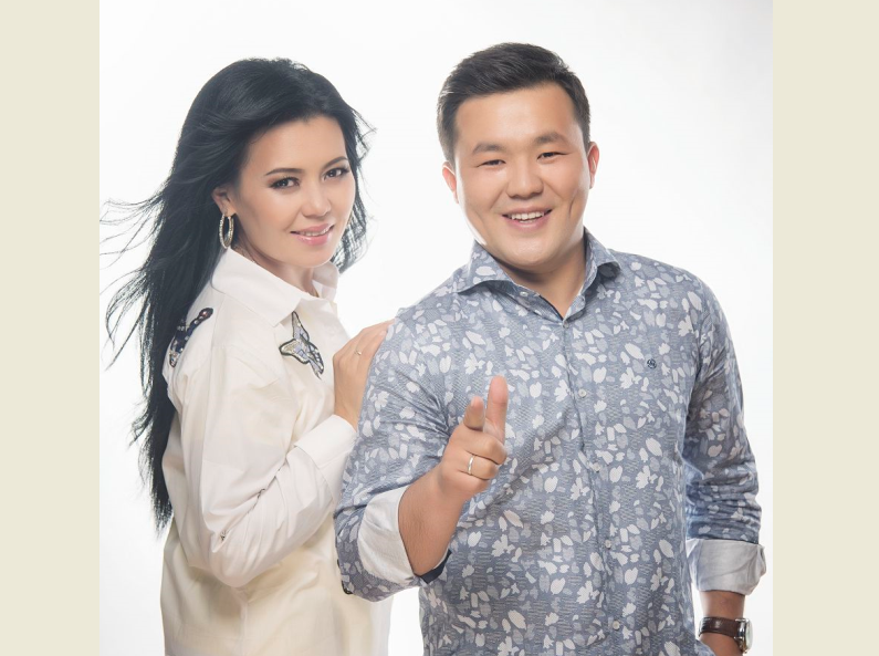 О́nerde de, ómirde de birgemiz - «Astana» toby