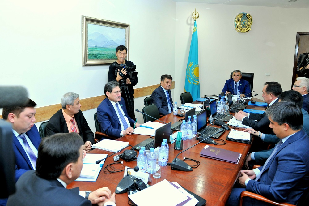 О́zbekstan jáne Norvegııamen avtomobıl qatynastary týraly kelisimder qaraldy