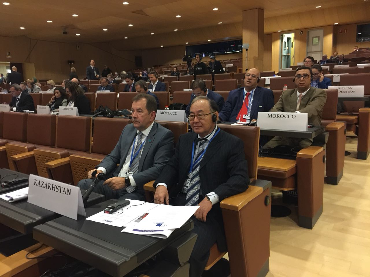 Senatorlar EQYU Parlament assambleıasynyń otyrysyna qatysty