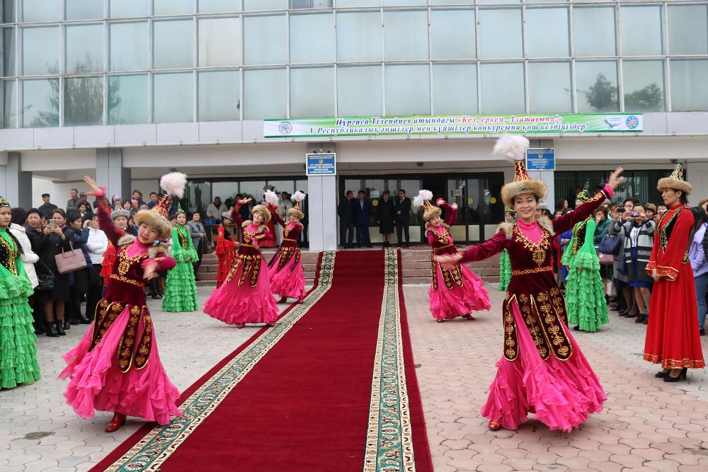 Baızaq aýdanynda «Kel, er­kem, Alataýyńa!» atty baıqaý ótti