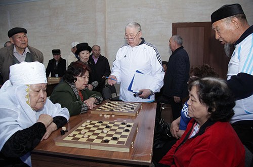 Astanada qarııalarǵa arnalǵan ortalyq ashyldy