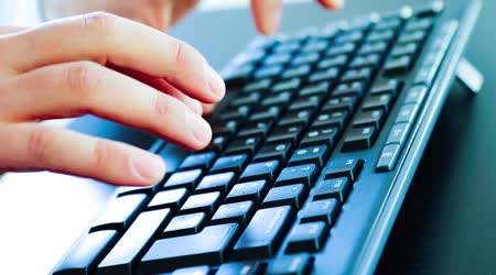 Qazaq-latyn álipbıine oń sapar