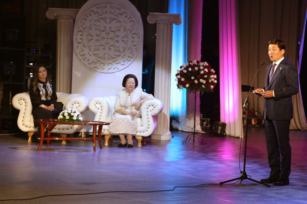 Almatyda Saǵat Áshimbaevtyń týǵanyna 70 jyl tolýyna oraı aýqymdy is-shara ótti