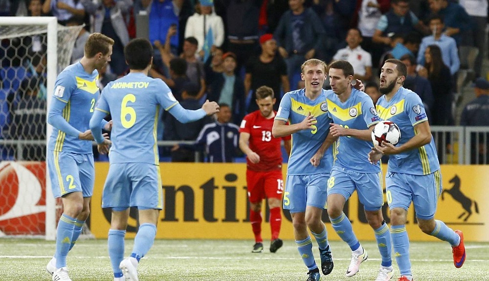 Qazaqstan-Armenııa kezdesýi bastaldy
