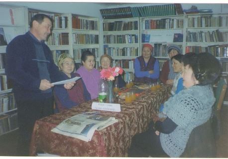 О́z qarajatyna kitaphana turǵyzǵan