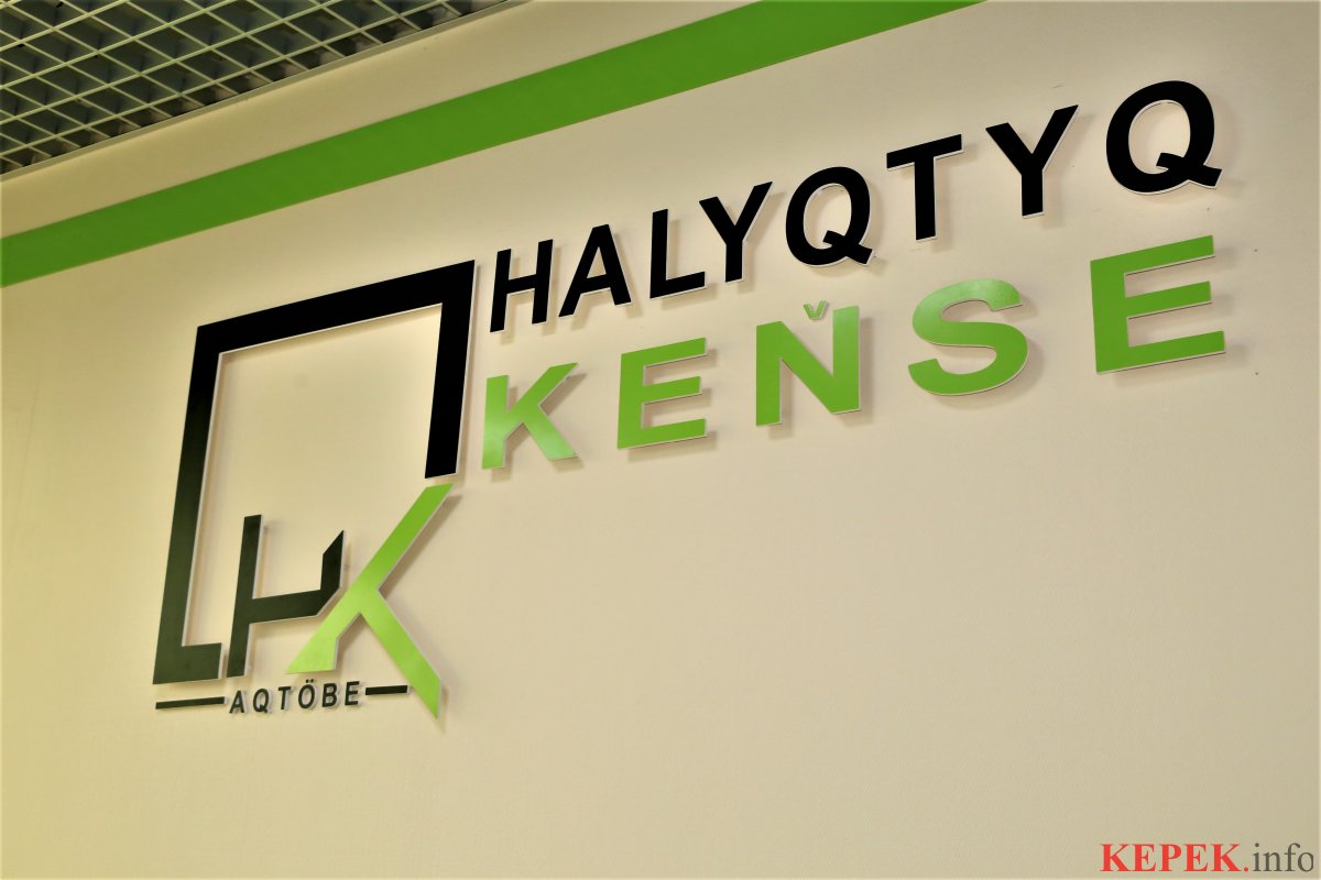 «Halyqtyq keńsege» kelýshiler kóp
