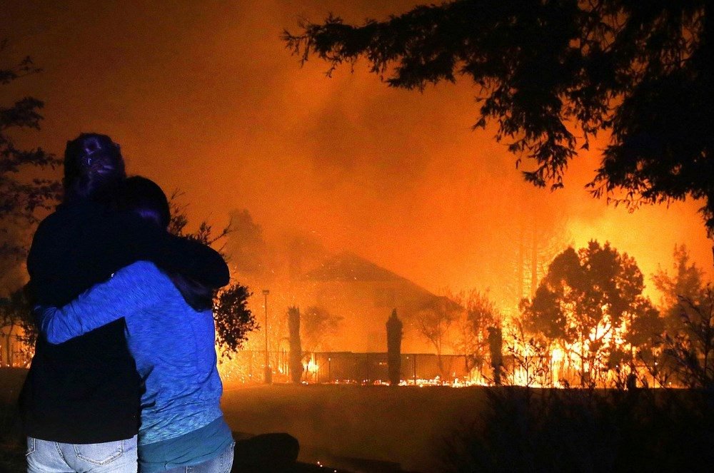 Kalıfornııada órtten 30-dan astam adam qaza boldy