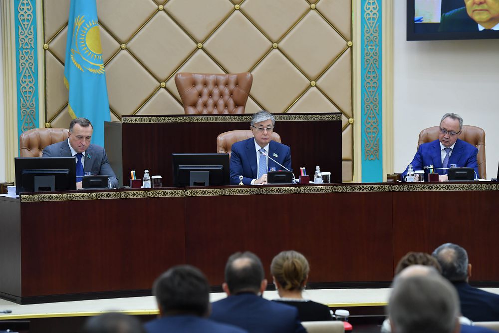 Palata halyqaralyq qujattardy ratıfıkasııalady