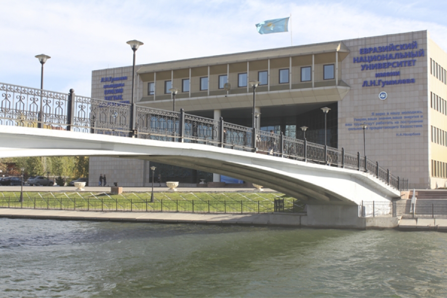 EUÝ-da QHA-nyń uıymdastyrýymen halyq­aralyq dóńgelek ústel ótti