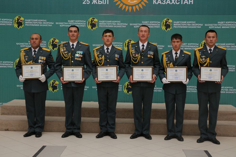 Sh.Ýálıhanov atyndaǵy Kadet korpýsynda úzdik serjanttar anyqtaldy