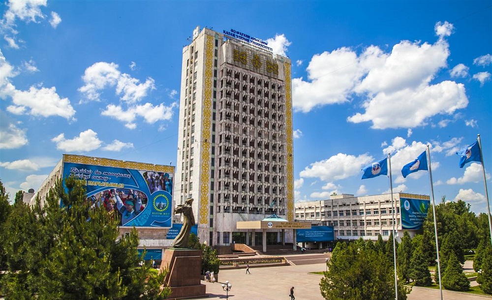 QazUÝ-da ǵalym Sultan Sartaevtyń 90 jyldyǵyna arnalǵan konferensııa ótti