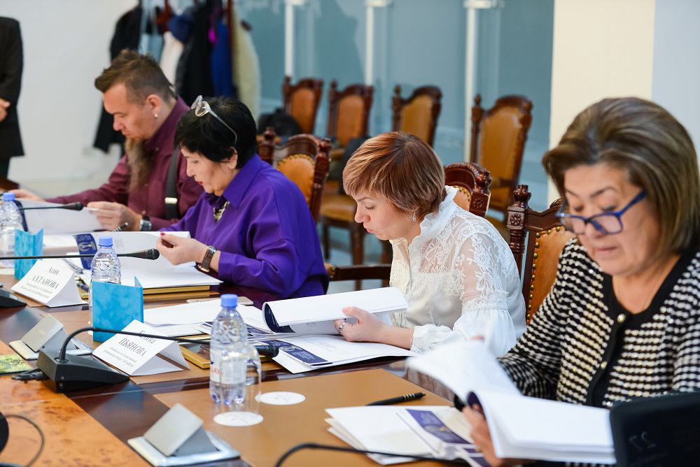 «Altyn júrek» syılyǵyna bıyl 450 ótinish tústi