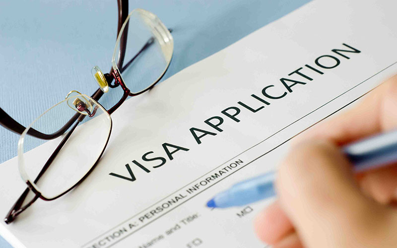 Oman Sultandyǵy Qazaqstan úshin vızalyq rejımdi jeńildetpek