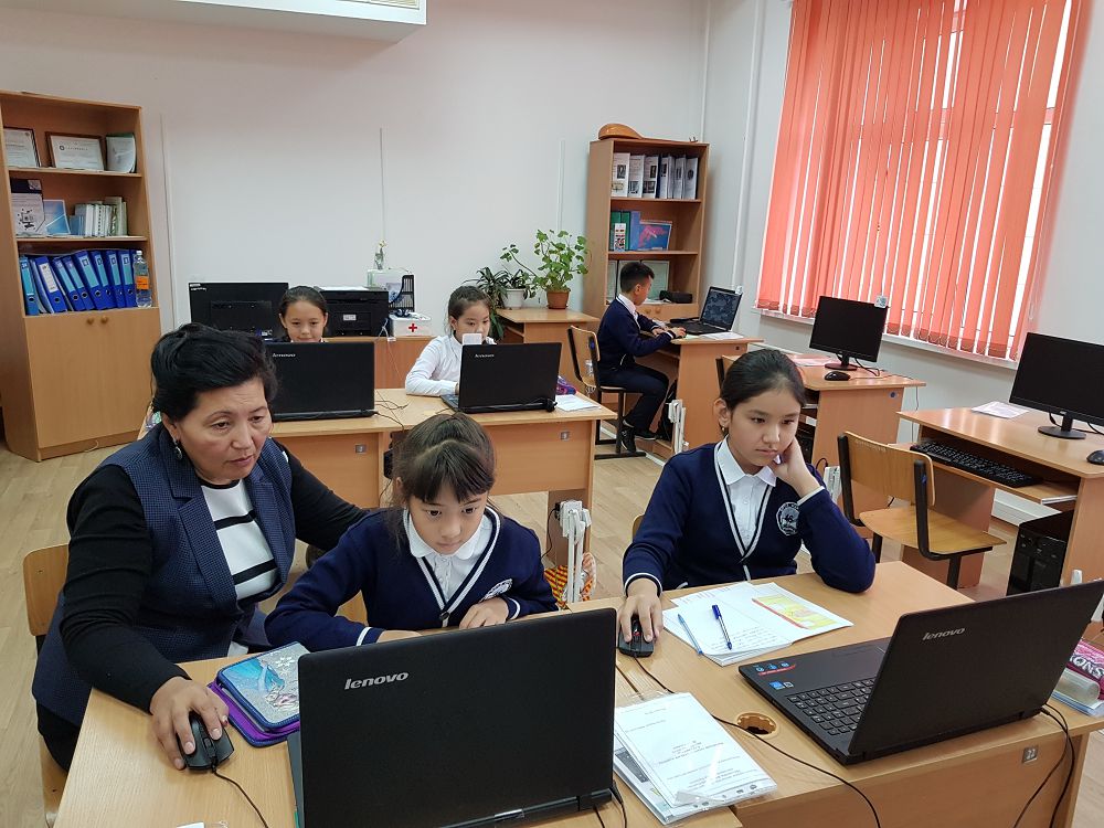 О́skemen mektepterinde jańa pán oqytyla bastady