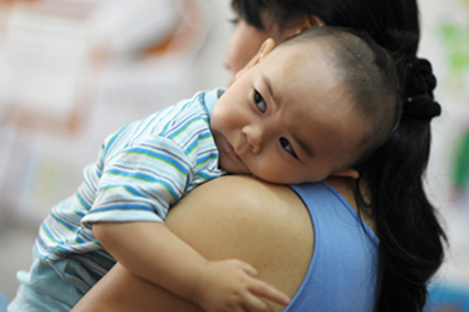 Astanada ana men bala máseleleri talqylandy