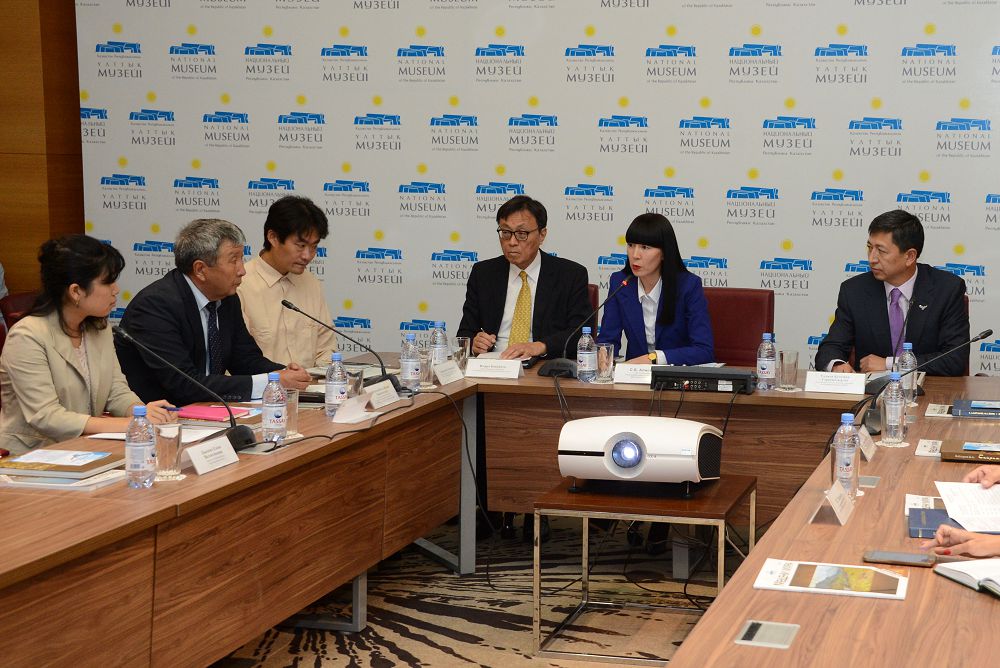 Arheologııalyq zertteýler jemisin berdi