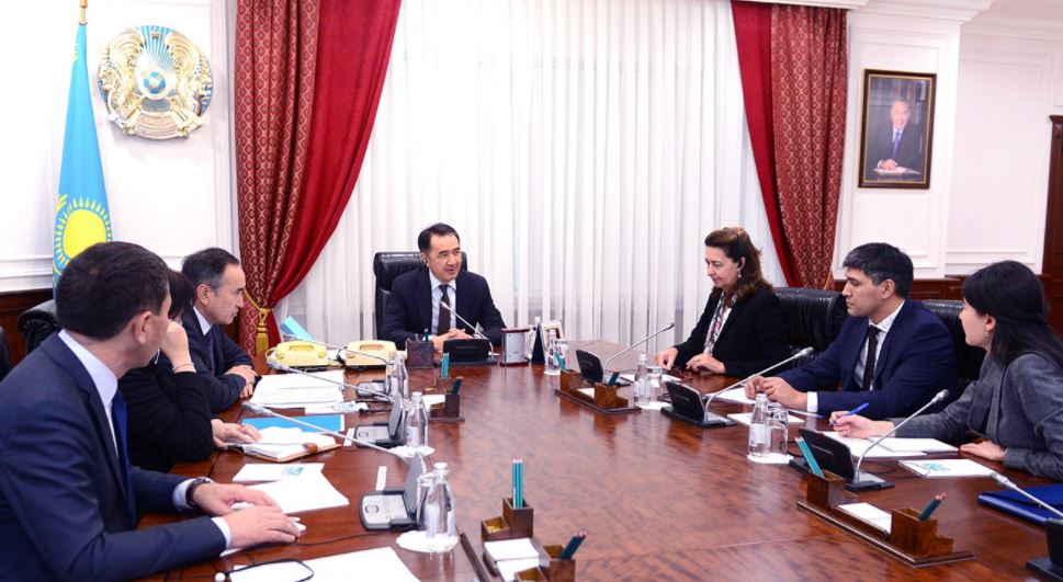 Saǵyntaev Dúnıejúzilik uıymynyń bas dırektorymen kezdesti