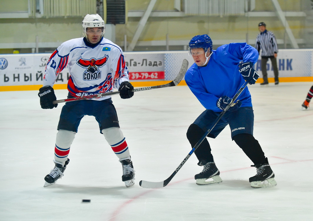 Petropavlda túngi hokkeı lıgasy birinshiligi bastaldy