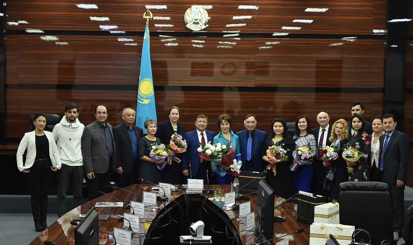 Qazaq romansıadasyna 20 jyl