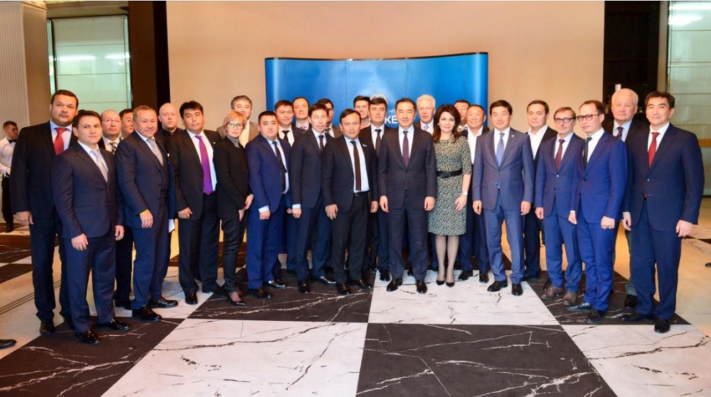 Saǵyntaev Almaty kásipkerlerimen qalanyń bıznes ortasyn damytýdyń baǵyttaryn talqylady