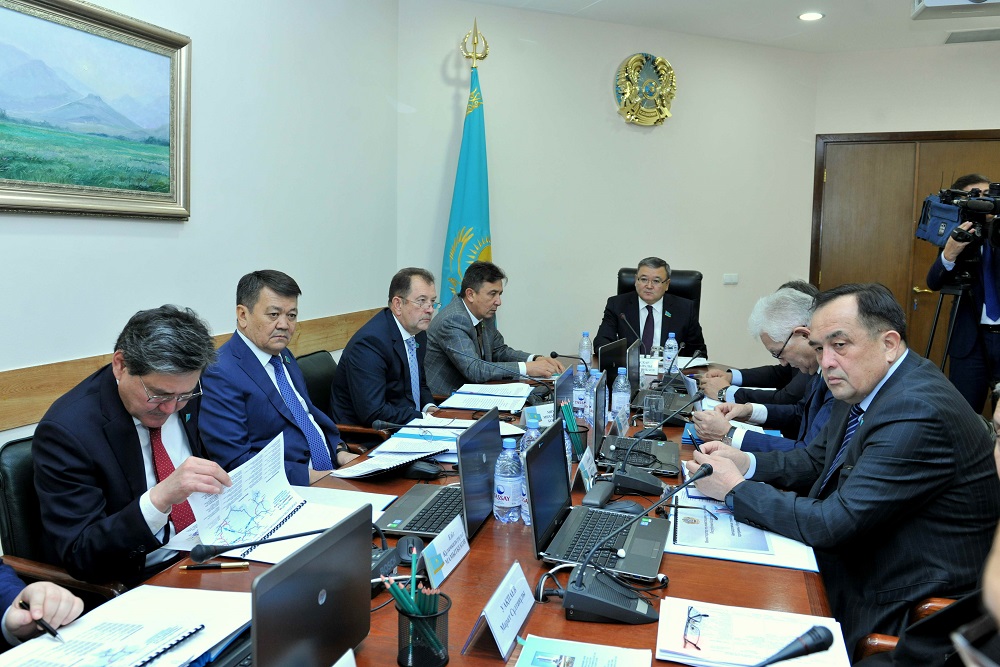 Qazaqstan men Azııa Damý Banki arasyndaǵy halyqaralyq qujat qaraldy