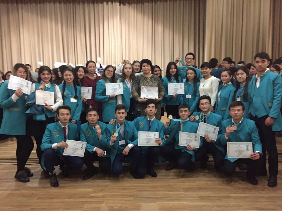 Muǵalim baǵany: Álemdik tájirıbelerdiń tıimdi tustary kóp