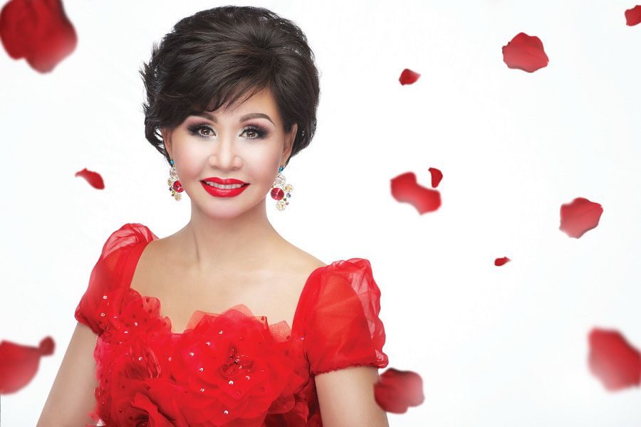 Roza Rymbaeva: Talantynyń ólshemin biletin adam eshkimnen qoryqpaıdy 