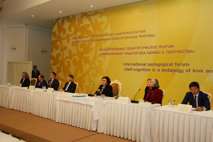 «Bóbek» qory jıyrmaǵa keldi