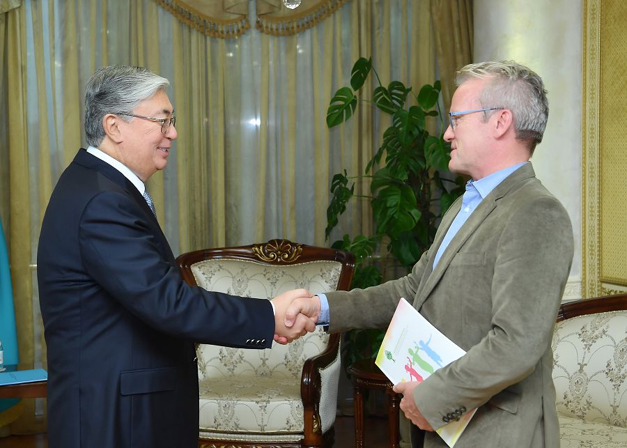 Toqaev fın sarapshysy Pası Salbergpen kezdesti