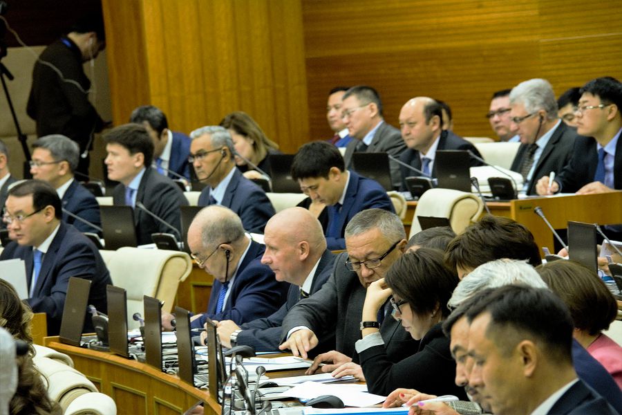 Shekara zastavalaryna batyrlar esimin bersek 