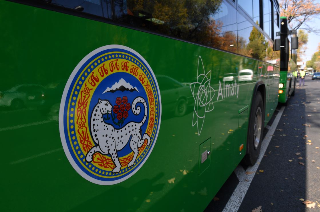 Almaty avtobýstary: Ne «Ońaı», ne qıyn?