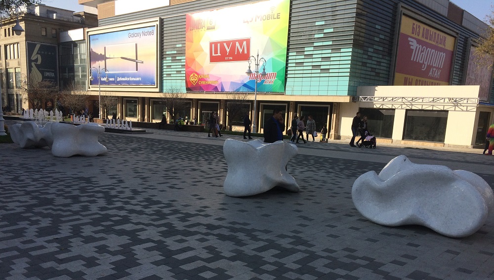 Shashylyp túsken asyqtar