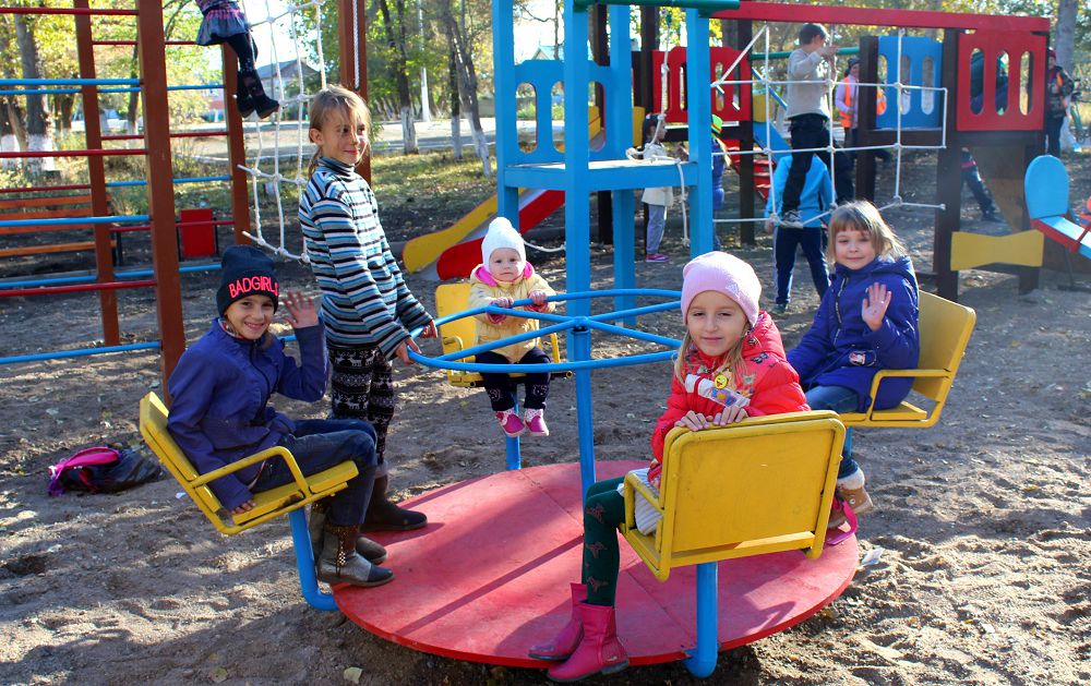 Búldirshinderdiń  oıyn alańy –  syılyqtyń tóresi