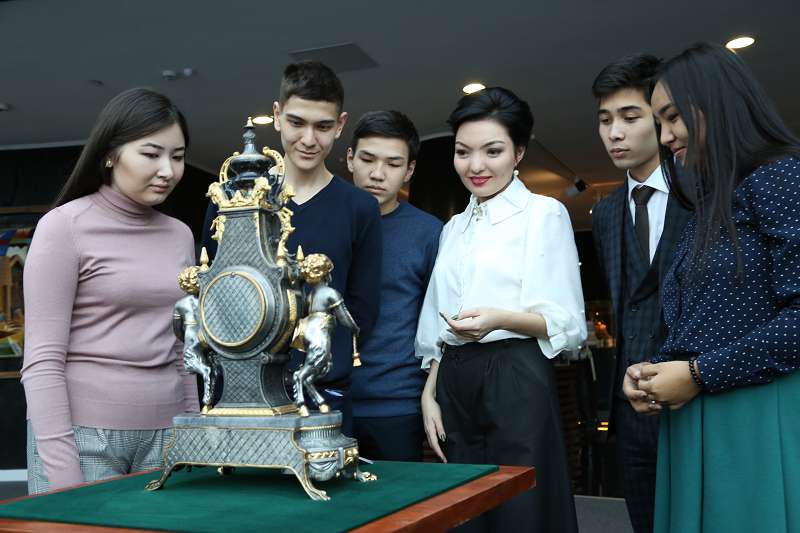 Qazaqstanda oqýshylarǵa arnalǵan «Kóshbasshy joly» týry bastaldy